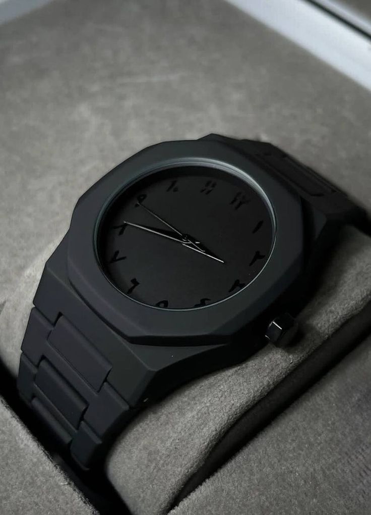Sabr Sleek Watch Halfi